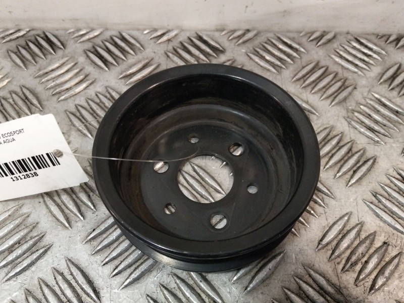 Recambio de polea bomba agua para ford ecosport 1.0 ecoboost referencia OEM IAM CM5G8501FA  