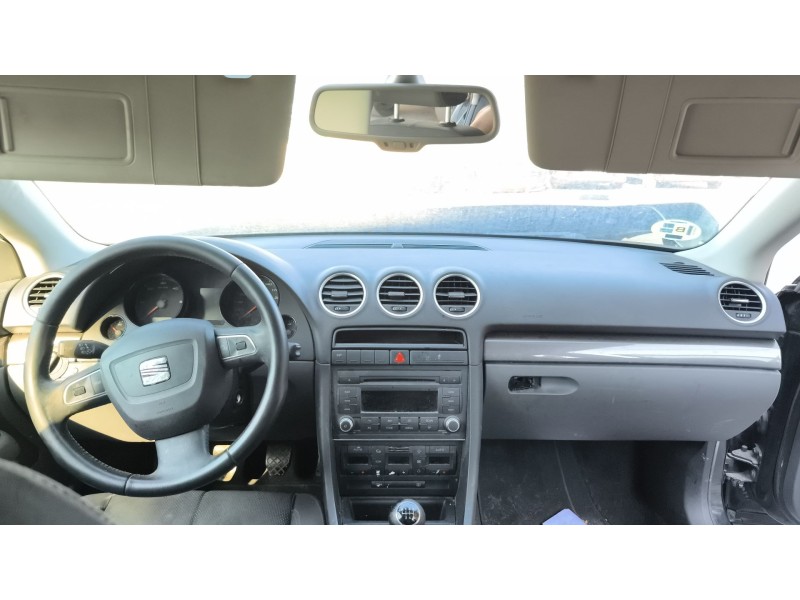 Recambio de salpicadero para seat exeo (3r2) 2.0 tdi referencia OEM IAM 3R1857003C24A  