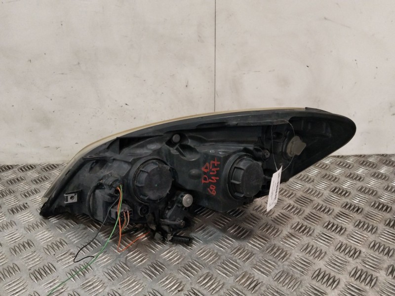 Recambio de faro derecho para kia cee´d hatchback (ed) 1.4 referencia OEM IAM 921021H000  