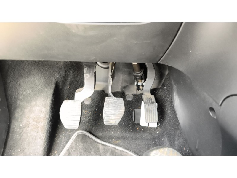 Recambio de pedal embrague para citroën c3 iii (sx) 1.2 thp 110 referencia OEM IAM 1607815080  