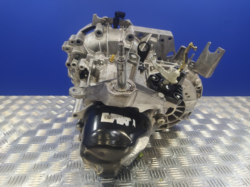 Recambio de despiece caja cambios para renault megane ii berlina 5p 1.6 16v referencia OEM IAM JH3142  