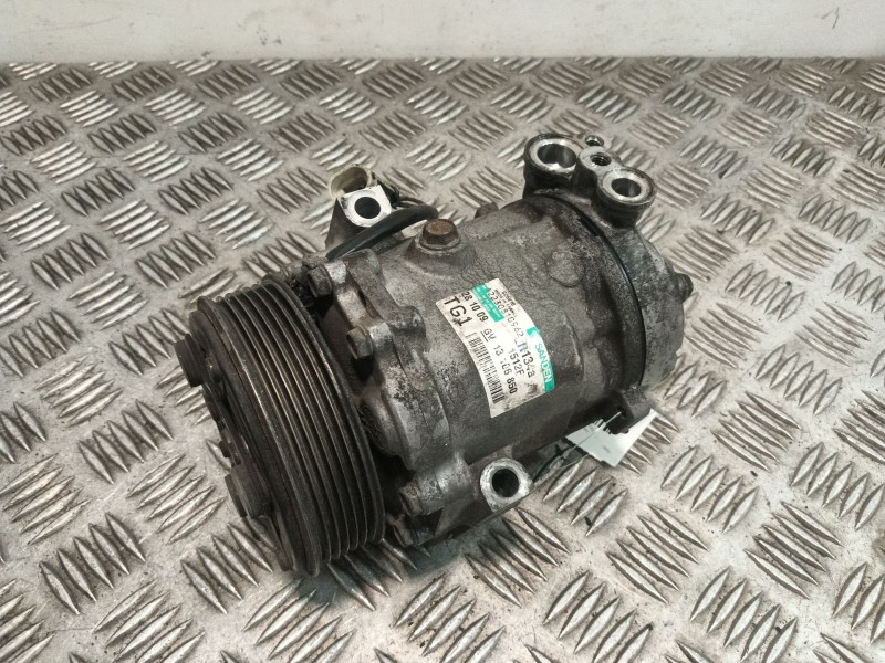 Recambio de compresor aire acondicionado para suzuki swift berlina (mz) referencia OEM IAM 13105850  