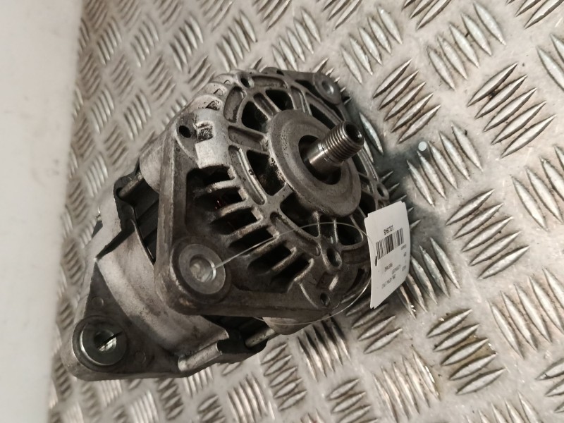 Recambio de alternador para opel astra j (p10) 1.7 cdti (68) referencia OEM IAM 13500186  