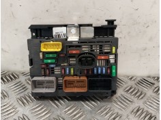Recambio de caja fusibles para peugeot partner furgoneta/monovolumen 1.6 bluehdi 100 referencia OEM IAM 9807028780  
