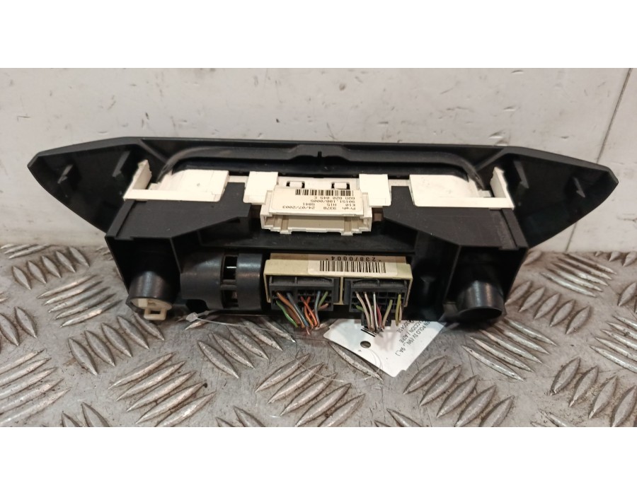 Recambio de mando calefaccion / aire acondicionado para volkswagen polo iv (9n_, 9a_) 1.4 tdi referencia OEM IAM 6Q0820045E  