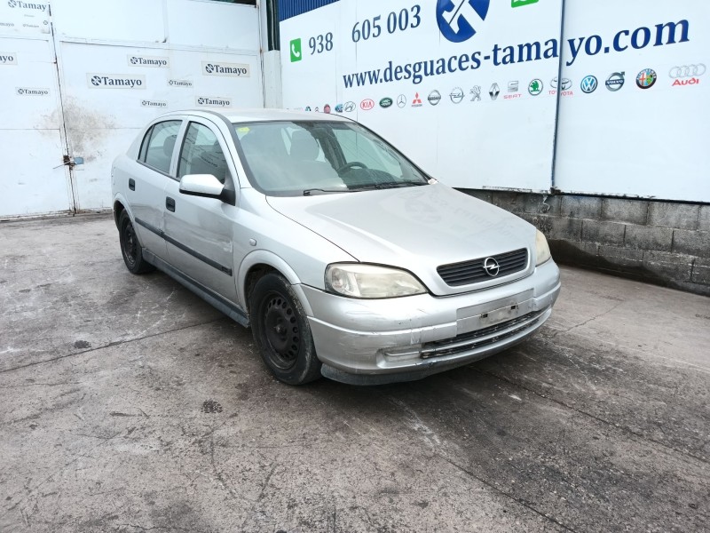 opel astra g hatchback (t98) del año 2001
