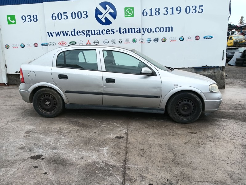 opel astra g hatchback (t98) del año 2001