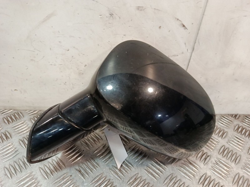 Recambio de retrovisor izquierdo para ssangyong rodius referencia OEM IAM   