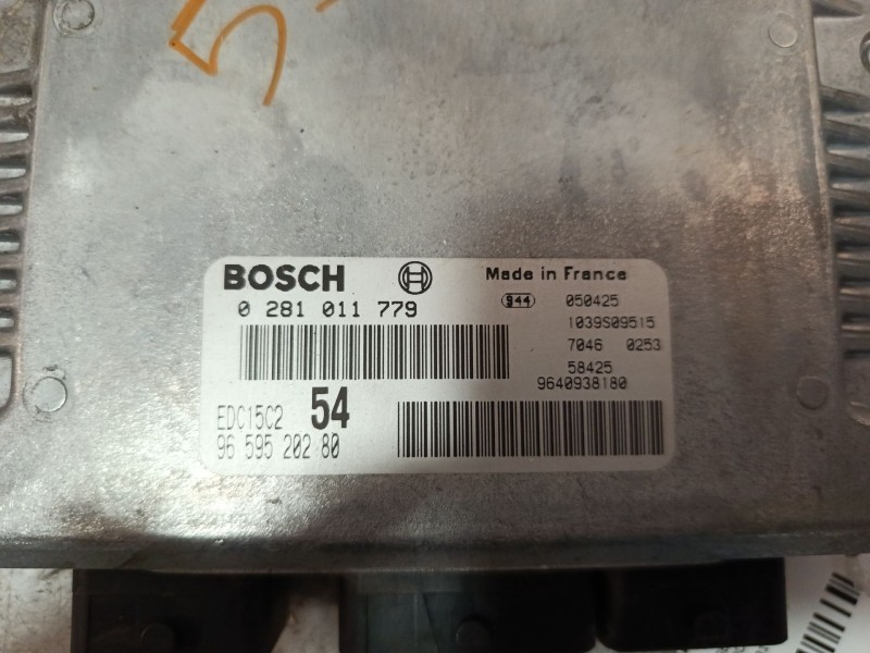Recambio de centralita motor uce para peugeot 807 (eb_) 2.2 hdi referencia OEM IAM 0281011779  