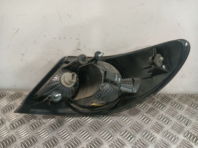 Recambio de piloto trasero izquierdo para chrysler sebring (js) 2.0 crd referencia OEM IAM 05303987A  