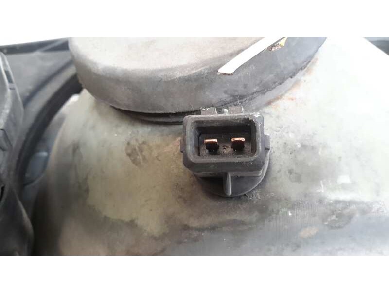 Recambio de faro izquierdo para volkswagen multivan 2.4d referencia OEM IAM   