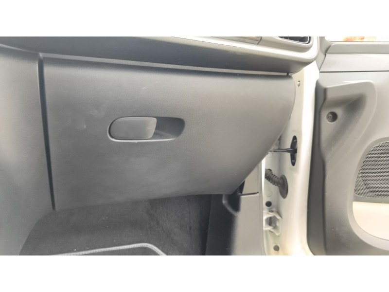 Recambio de guantera para citroën c3 iii (sx) 1.2 thp 110 referencia OEM IAM 9812490277  
