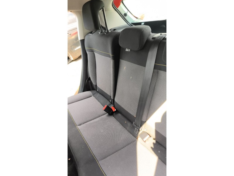 Recambio de cinturon seguridad trasero central para citroën c3 iii (sx) 1.2 thp 110 referencia OEM IAM   