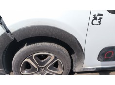 Recambio de aletin delantero izquierdo para citroën c3 iii (sx) 1.2 thp 110 referencia OEM IAM 9812088680  