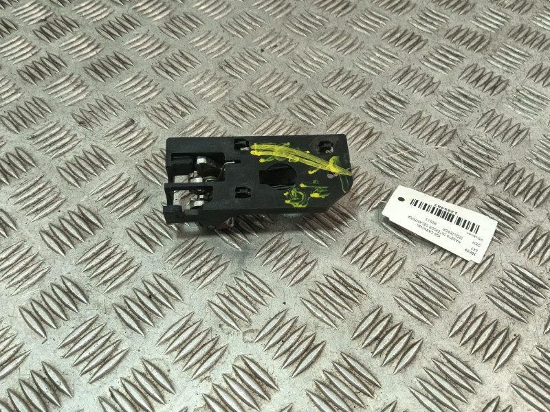 Recambio de maneta interior delantera izquierda para kia carnival referencia OEM IAM 82613  