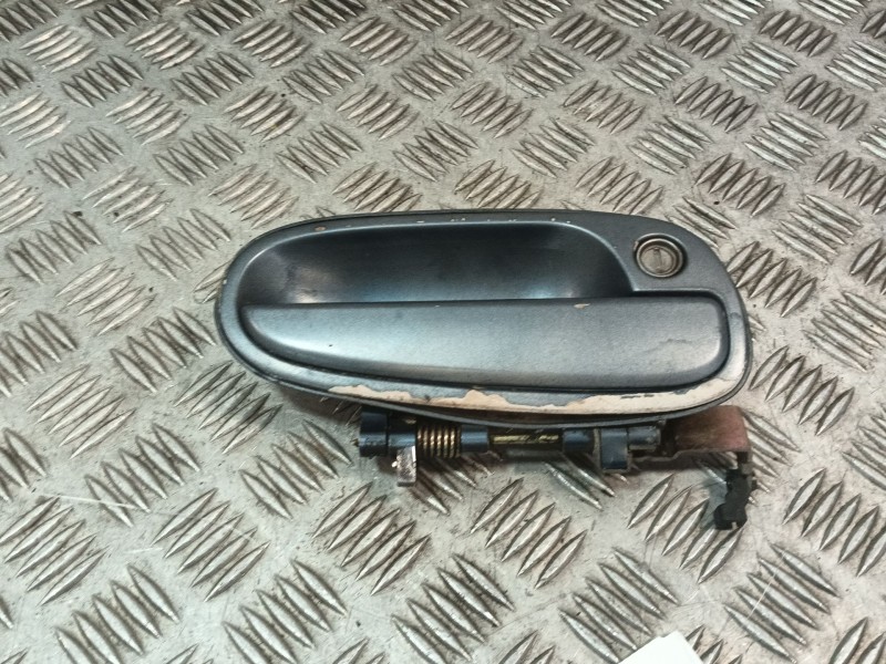 Recambio de maneta exterior delantera derecha para hyundai matrix (fc) 1.6 referencia OEM IAM 8266017000  