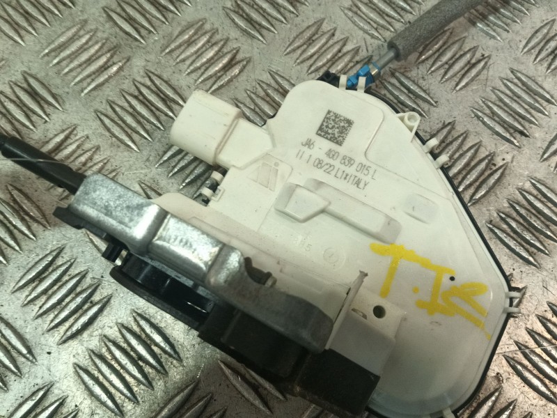 Recambio de cerradura puerta trasera izquierda para audi q2 (gab, gag) 30 tdi referencia OEM IAM 4G0839015L  