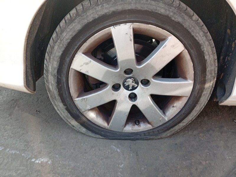 Recambio de mangueta trasera derecha para peugeot 308 sw i (4e_, 4h_) 1.6 hdi referencia OEM IAM 517641  