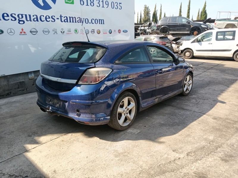 opel astra h gtc (a04) del año 2005