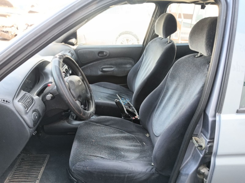 ford escort vi sedán (gal, afl) del año 1996