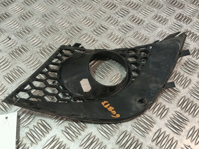 Recambio de rejilla paragolpes izquierda para seat ibiza iii (6l1) 1.9 tdi referencia OEM IAM 6L6853665  