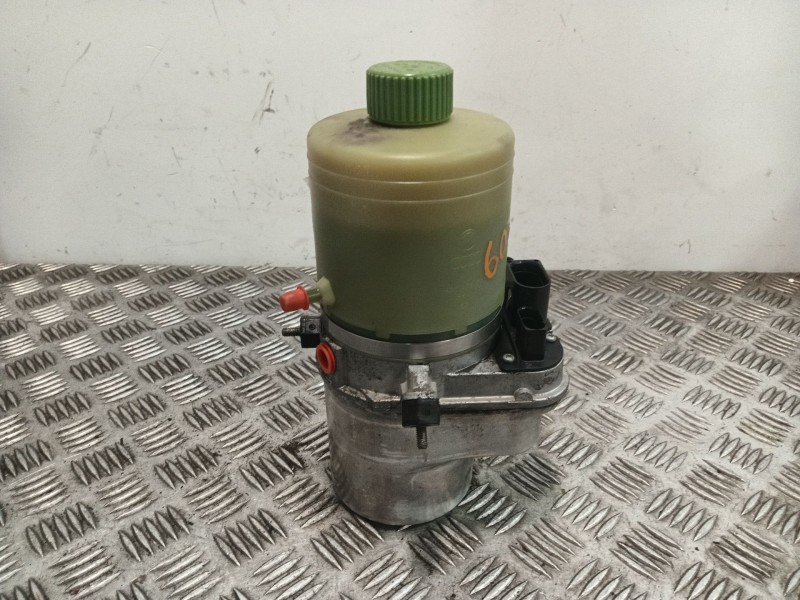 Recambio de bomba direccion para seat ibiza iii (6l1) 1.2 referencia OEM IAM 6Q0423371  