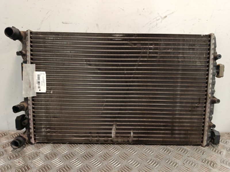 Recambio de radiador agua para seat ibiza iii (6l1) 1.4 16v referencia OEM IAM 6Q0121253Q  