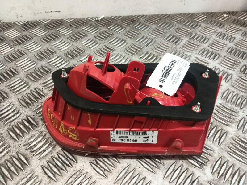 Recambio de piloto trasero izquierdo porton para seat leon (1p1) referencia OEM IAM 1P0945093F  
