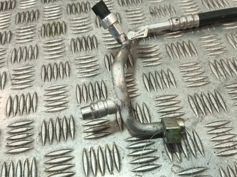 Recambio de tubos aire acondicionado para ford ecosport 1.0 ecoboost referencia OEM IAM GN1519972UA  