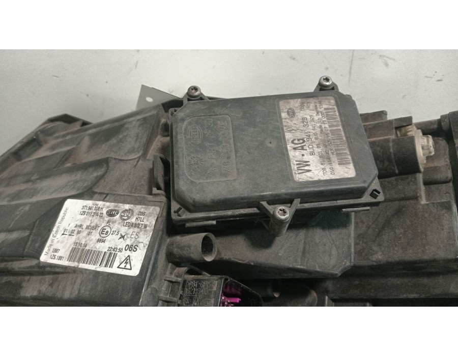 Recambio de faro derecho para skoda superb ii station wagon (3t5) 2.0 tdi 16v referencia OEM IAM 3T1941018  