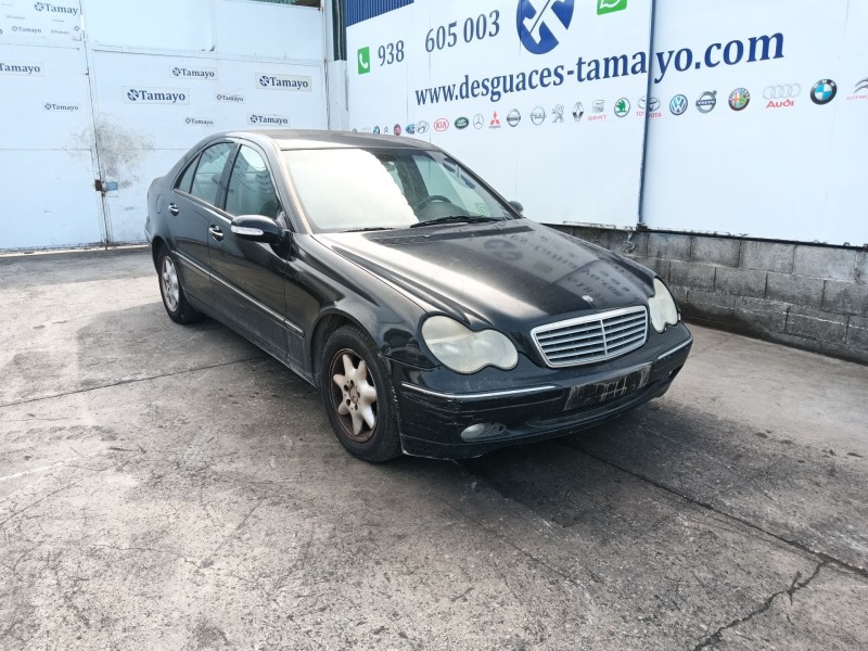 mercedes-benz clase c (w203) del año 2001