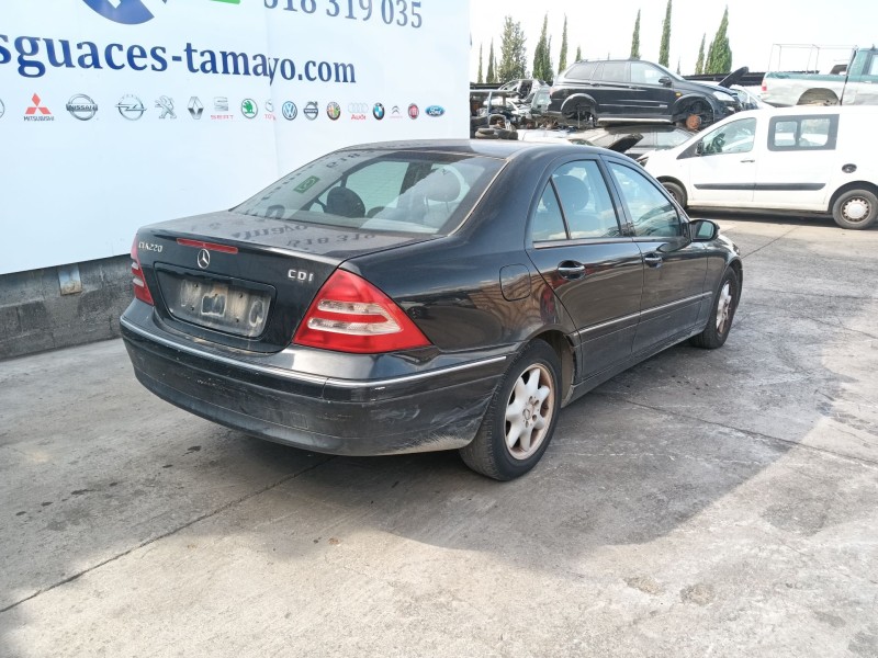 mercedes-benz clase c (w203) del año 2001