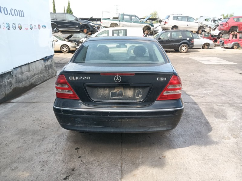mercedes-benz clase c (w203) del año 2001