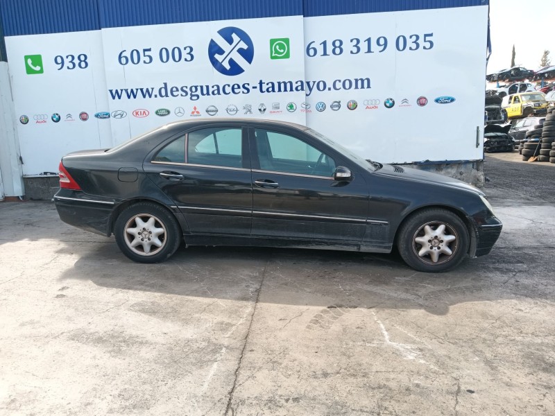mercedes-benz clase c (w203) del año 2001