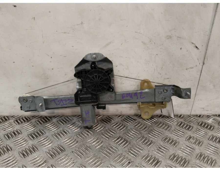 Recambio de elevalunas trasero izquierdo para renault captur i (j5_, h5_) 1.5 dci 90 referencia OEM IAM 827012973R  