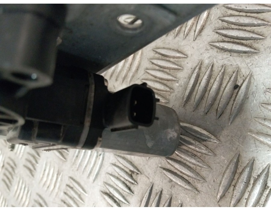 Recambio de elevalunas trasero izquierdo para renault captur i (j5_, h5_) 1.5 dci 90 referencia OEM IAM 827012973R  