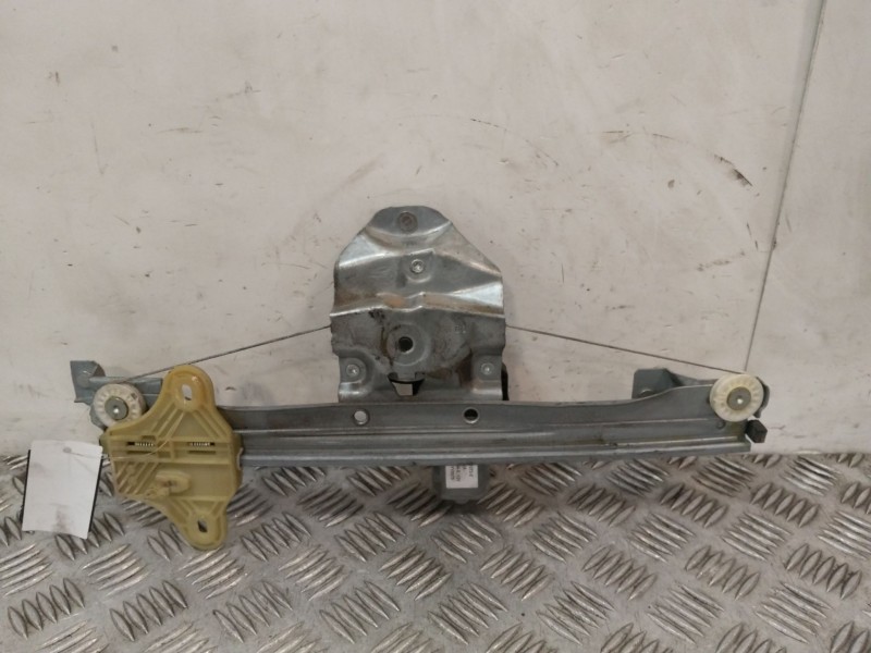Recambio de elevalunas trasero izquierdo para renault captur i (j5_, h5_) 1.5 dci 90 referencia OEM IAM 827012973R  