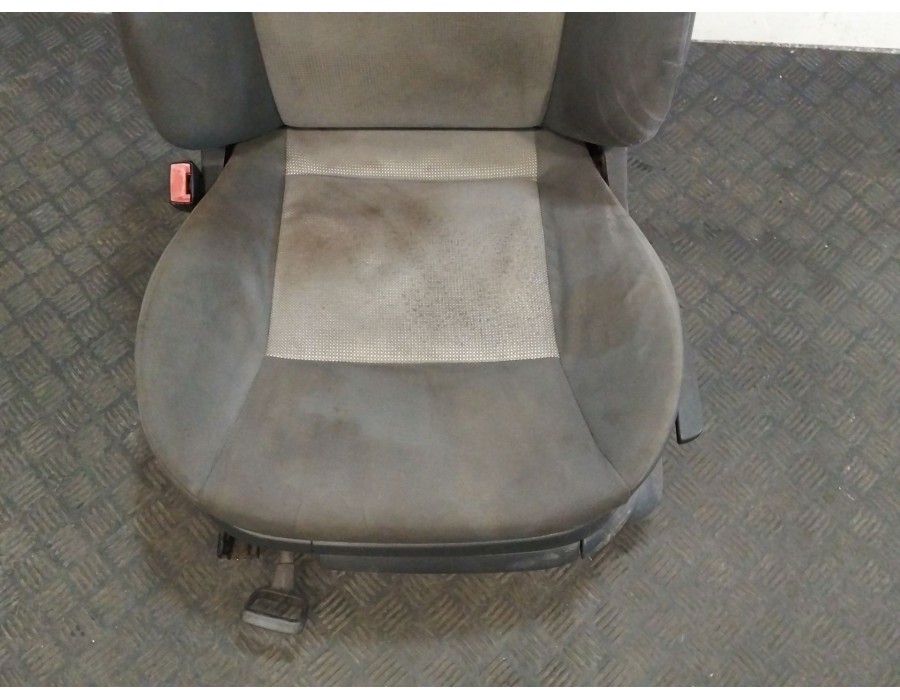 Recambio de asiento delantero izquierdo para seat cordoba (6l2) 1.9 tdi referencia OEM IAM 6Q4881105CJ  