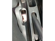 Recambio de enganche cinturon delantero derecho para ford ka (ru8) 1.2 referencia OEM IAM 1751159  