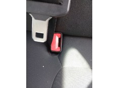 Recambio de enganche cinturon trasero izquierdo para ford fiesta vii (hj, hf) 1.1 ti-vct referencia OEM IAM   