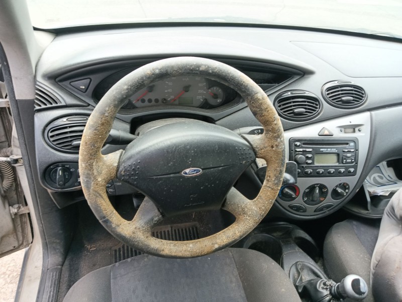 ford focus i (daw, dbw) del año 2001
