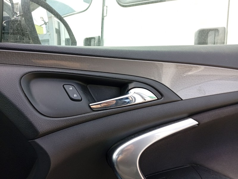 Recambio de maneta interior delantera derecha para opel insignia a (g09) 2.0 cdti (68) referencia OEM IAM   