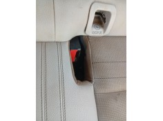 Recambio de enganche cinturon trasero izquierdo para mercedes-benz clase a (w176) a 180 (176.042) referencia OEM IAM A1768600369