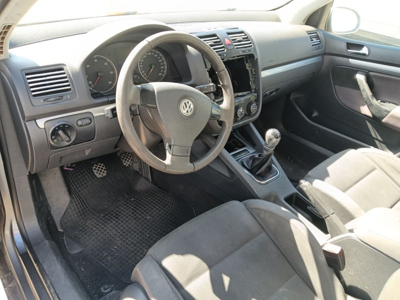 volkswagen golf v (1k1) del año 2005