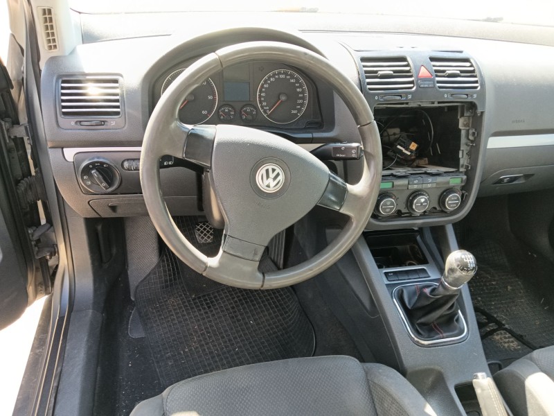 volkswagen golf v (1k1) del año 2005