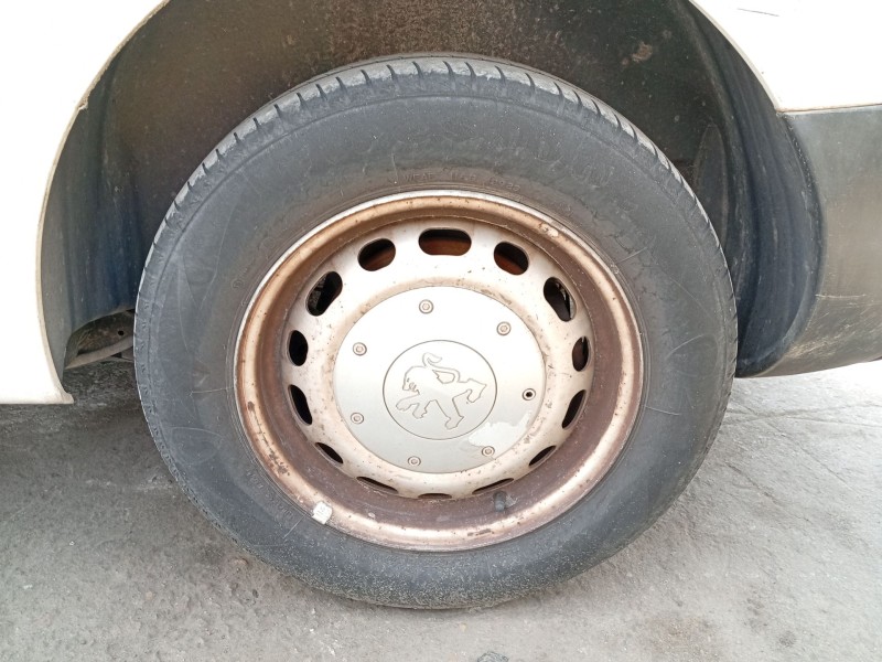 Recambio de mangueta trasera izquierda para peugeot partner furgoneta/monovolumen 1.6 hdi referencia OEM IAM 517637  
