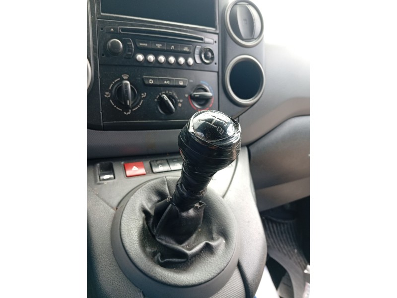 Recambio de palanca cambio para peugeot partner furgoneta/monovolumen 1.6 hdi referencia OEM IAM 3527353  