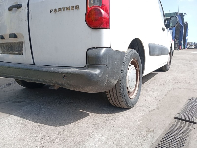 Recambio de amortiguador trasero derecho para peugeot partner furgoneta/monovolumen 1.6 hdi referencia OEM IAM 967413480  