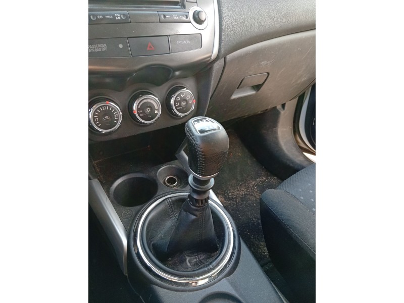 Recambio de palanca cambio para mitsubishi asx (ga_w_) 1.8 di-d (ga6w) referencia OEM IAM 2450A053  