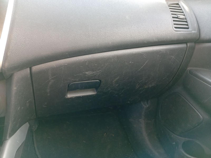 Recambio de guantera para mitsubishi asx (ga_w_) 1.8 di-d (ga6w) referencia OEM IAM 8006A279ZZ  